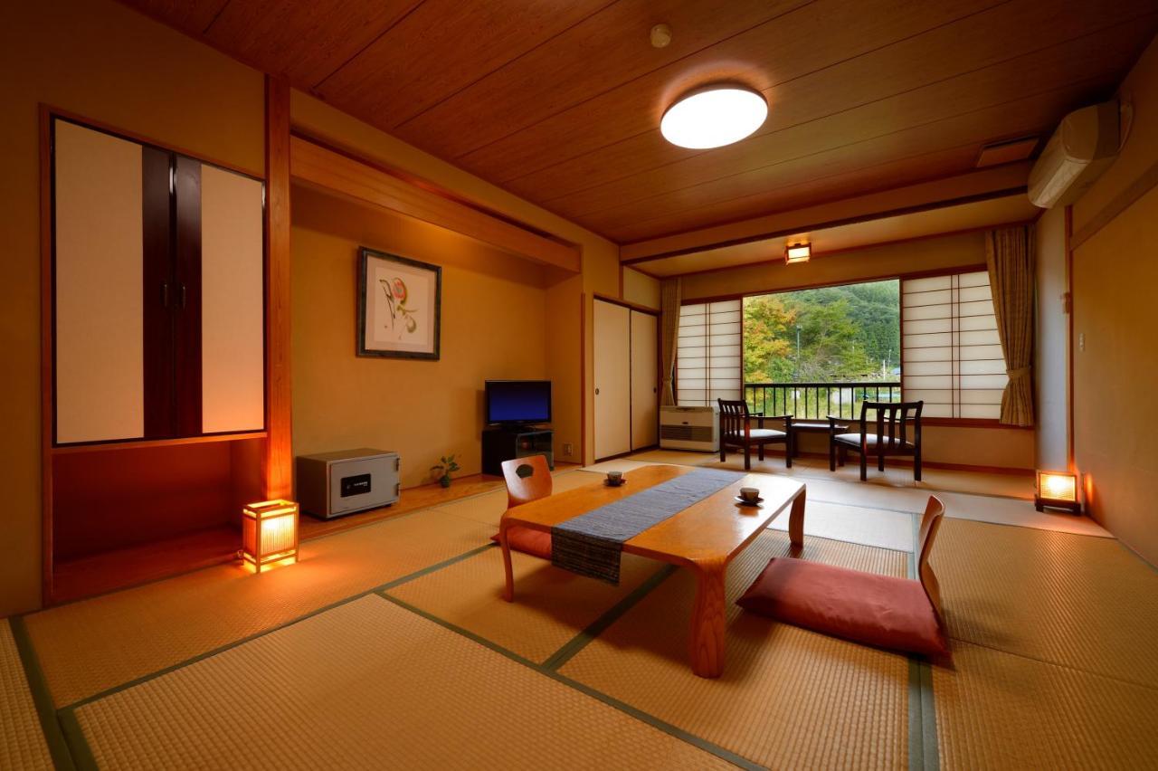 Onogawa Onsen Kajikaso Hotel Yonezawa Bagian luar foto